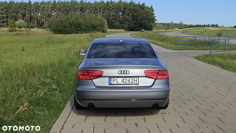 Audi A8 4.2 FSI Quattro - 11