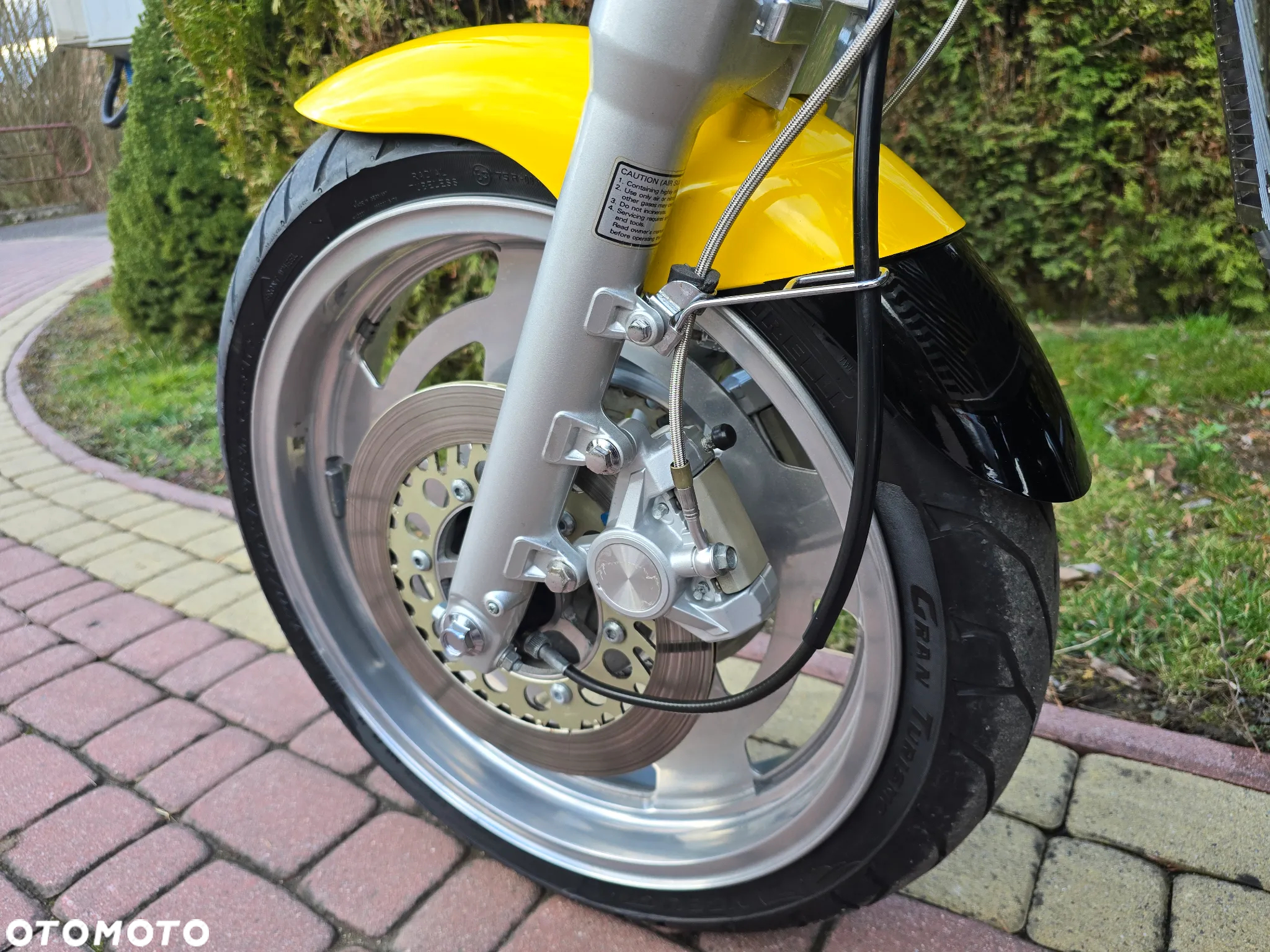 Yamaha V-MAX - 12