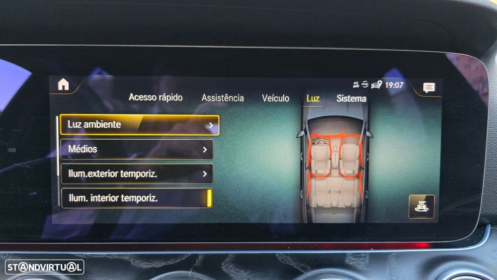 Mercedes-Benz E 220 d Exclusive Line - 32