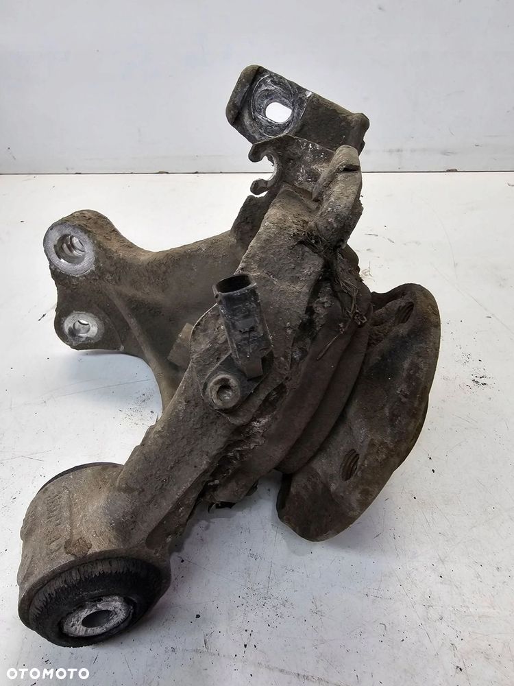 ZWROTNICA PIASTA LEWY TYŁ AUDI A6 C6 4F0505433G QUATTRO - 6