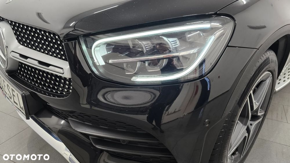 Mercedes-Benz GLC 220 d 4Matic 9G-TRONIC AMG Line Plus - 10