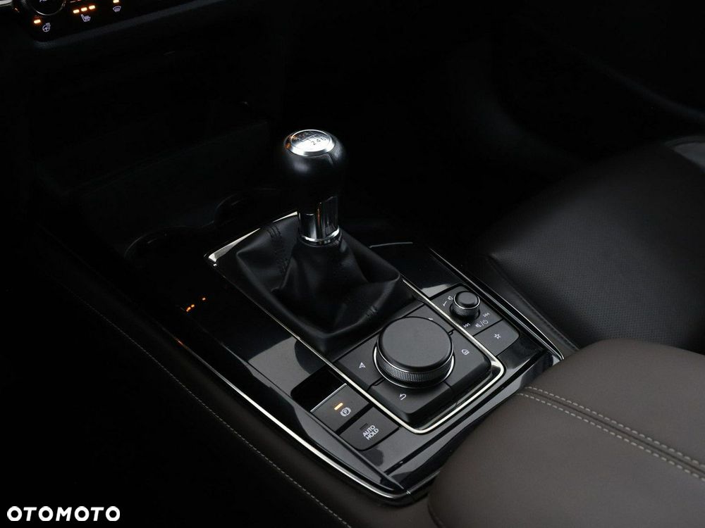 Mazda CX-30 SKYACTIV-X 2.0 M-Hybrid SELECTION - 32