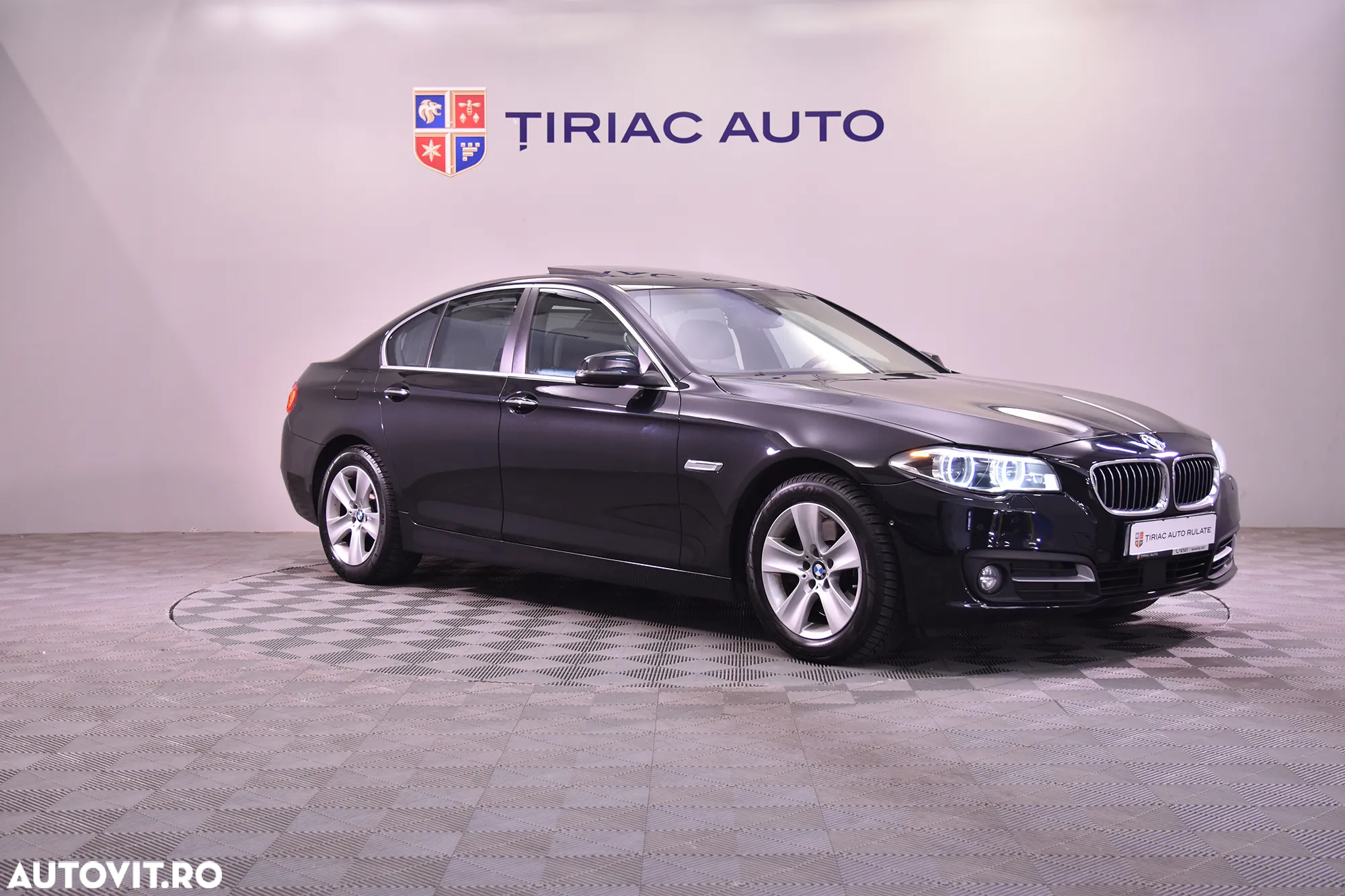 BMW Seria 5 535d xDrive AT - 7