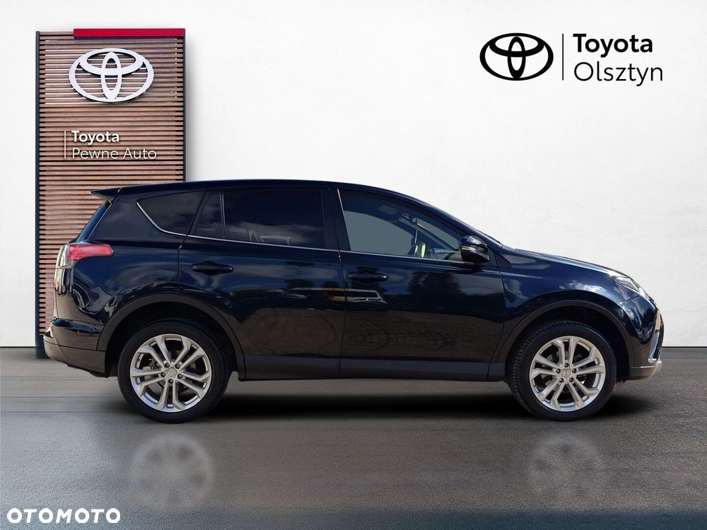 Toyota RAV4 - 9