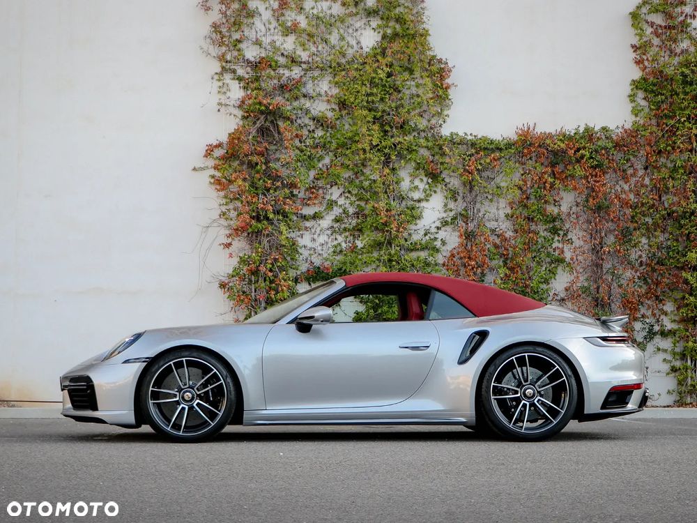 Porsche 911 Turbo S - 10