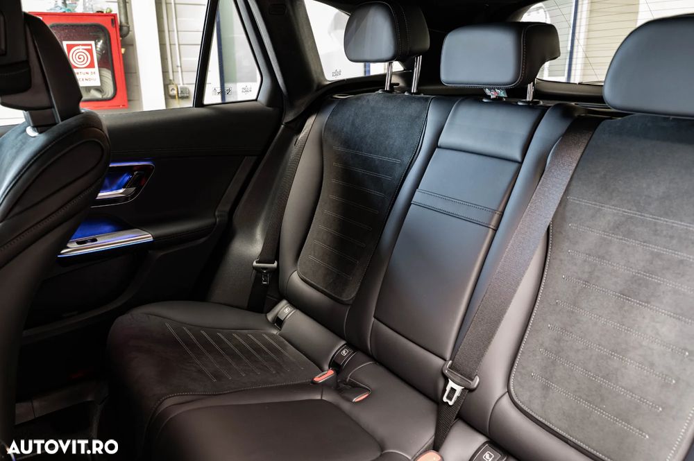 Mercedes-Benz GLC 300 d 4Matic 9G-TRONIC Edition AMG Line - 31