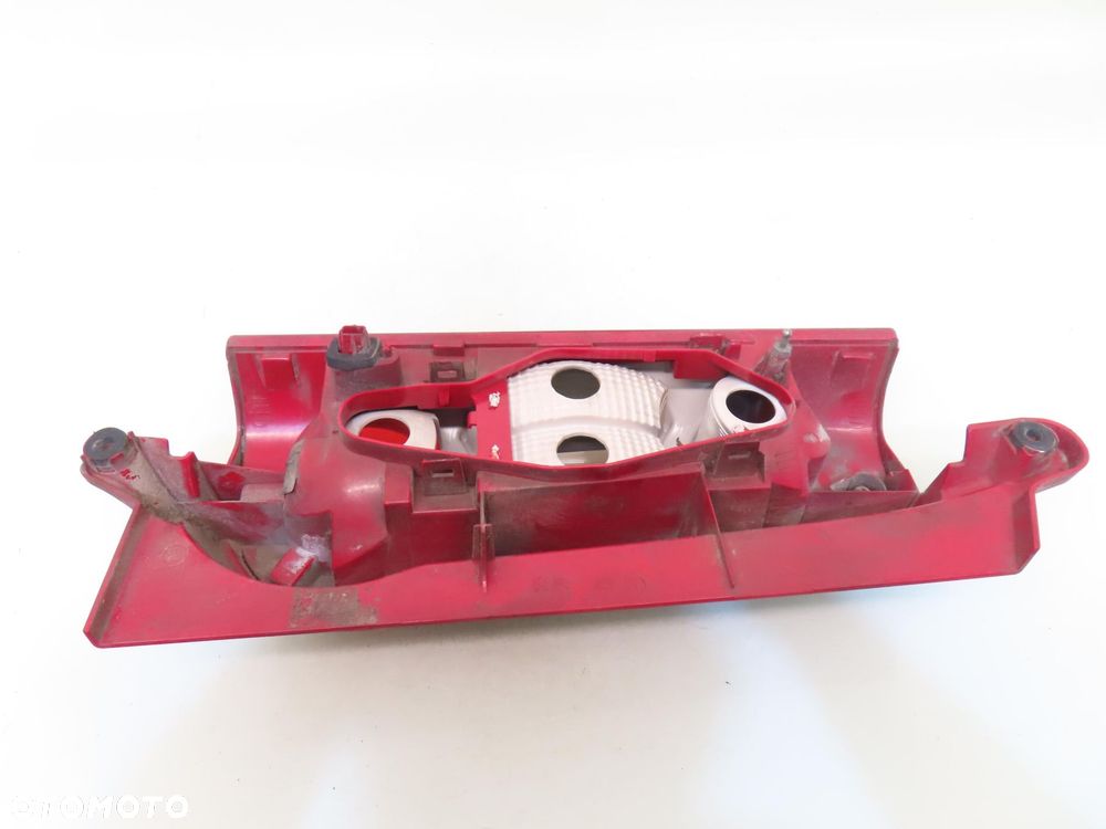 LAMPA PRAWA TYLNA PEUGEOT PARTNER II 9680607880 - 8
