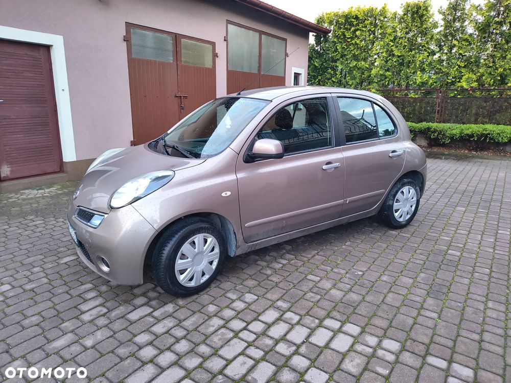 Nissan Micra - 2