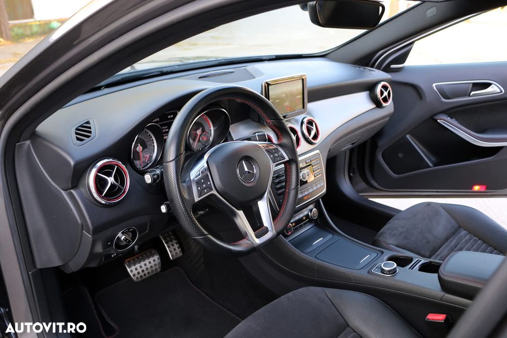Mercedes-Benz GLA 220 CDI 4MATIC 7G-DCT AMG Line - 16