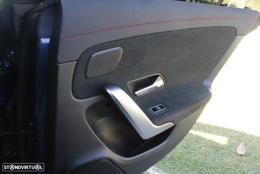 Mercedes-Benz CLA 250 e 8G-DCT AMG Line - 43