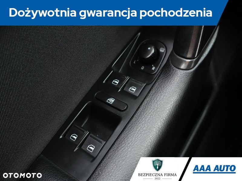 Volkswagen Passat - 21