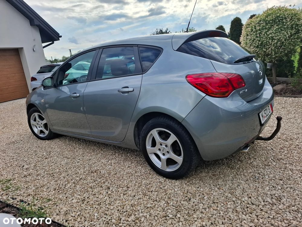 Opel Astra 1.4 Turbo Innovation - 12