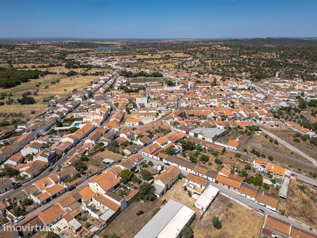 Moradia Unifamiliar T3 com projeto exclusivo - Alcáçovas | Alentejo - Grande imagem: 2/33