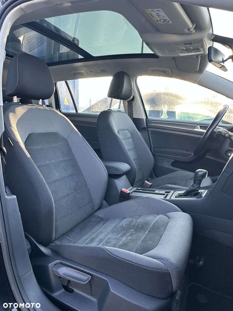 Volkswagen Golf 2.0 TDI SCR DSG Comfortline - 13