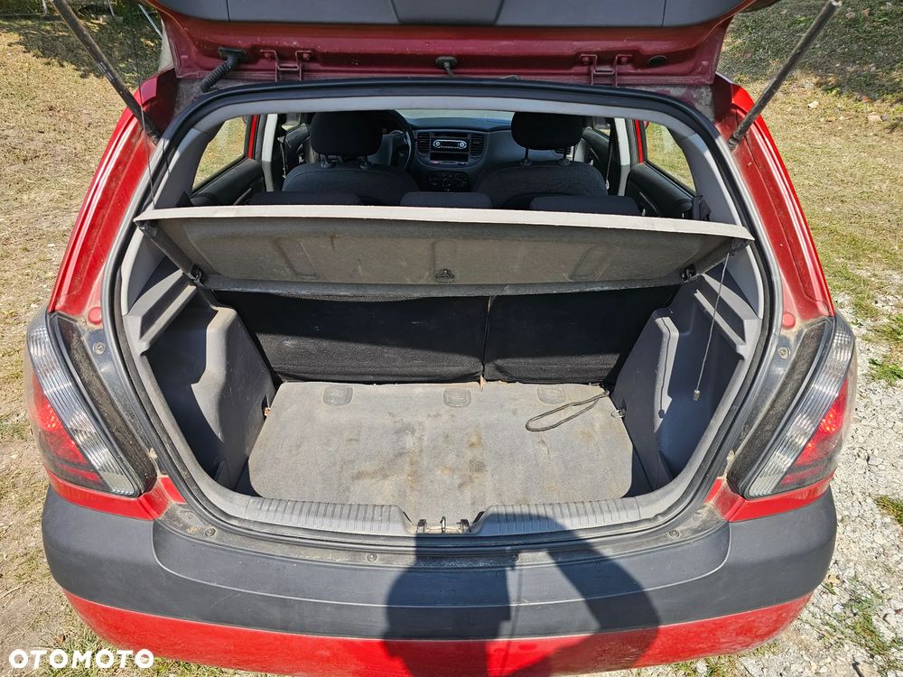 Kia Rio 1.6 Sport - 19