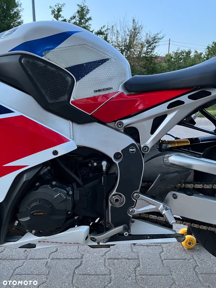 Honda CBR - 11