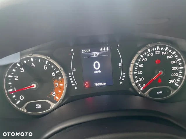 Jeep Renegade 1.6 E-TorQ Longitude FWD - 13