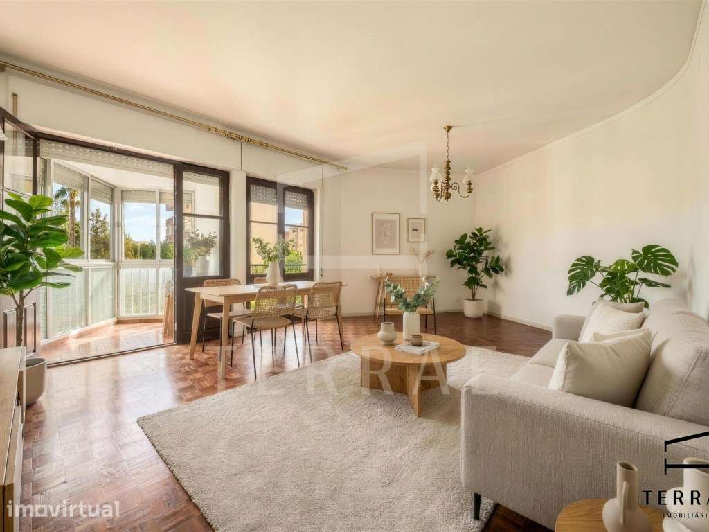 Apartamento T4, com 116 m², com elevador, localizado na Póvoa de Sa... - Grande imagem: 2/38