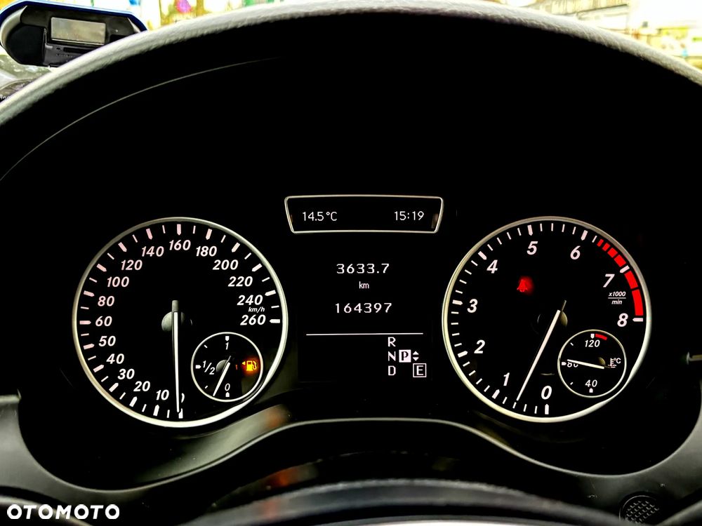 Mercedes-Benz Klasa A 180 (BlueEFFICIENCY) 7G-DCT Urban - 19