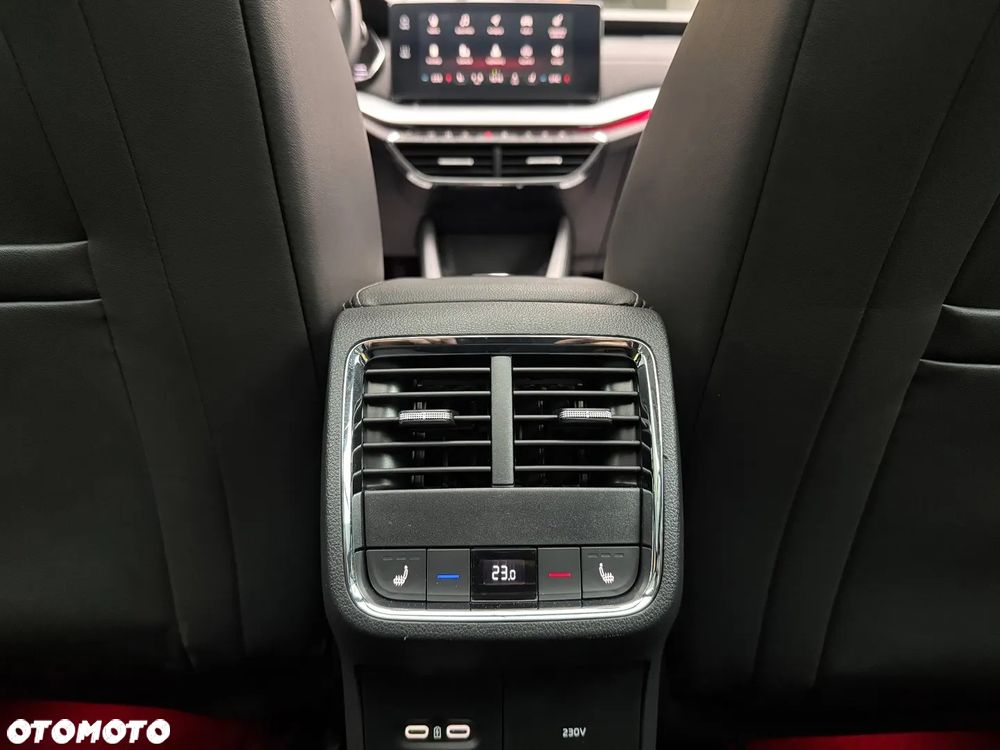 Skoda Octavia 2.0 TDI Ambition DSG - 22