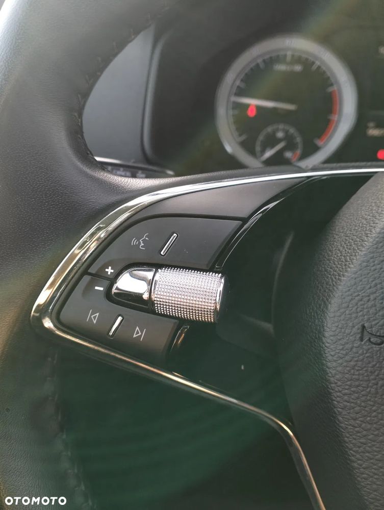 Skoda Karoq 1.5 TSI ACT Ambition DSG - 10