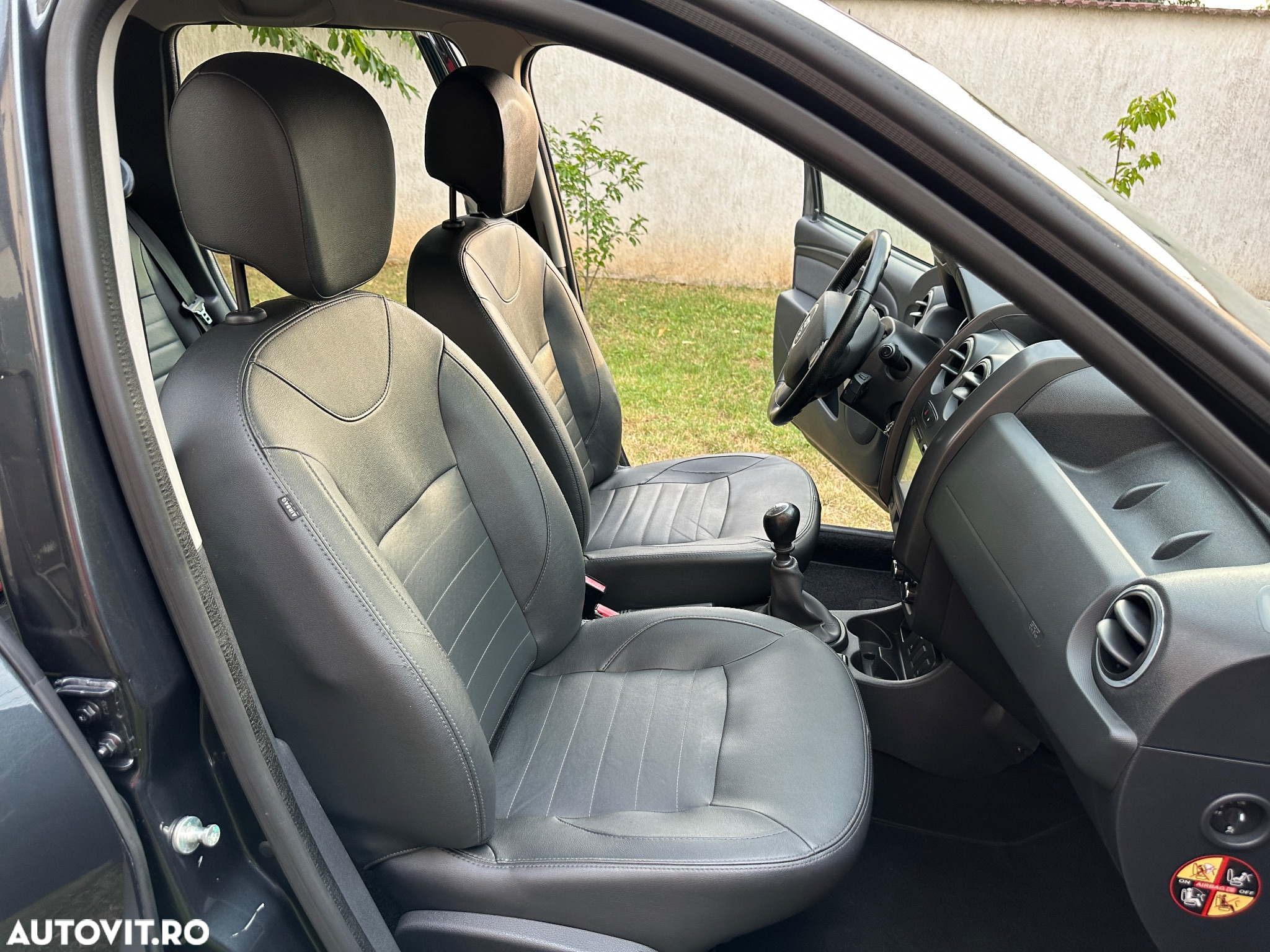 Dacia Duster dCi 110 FAP 4x2 Prestige - 9