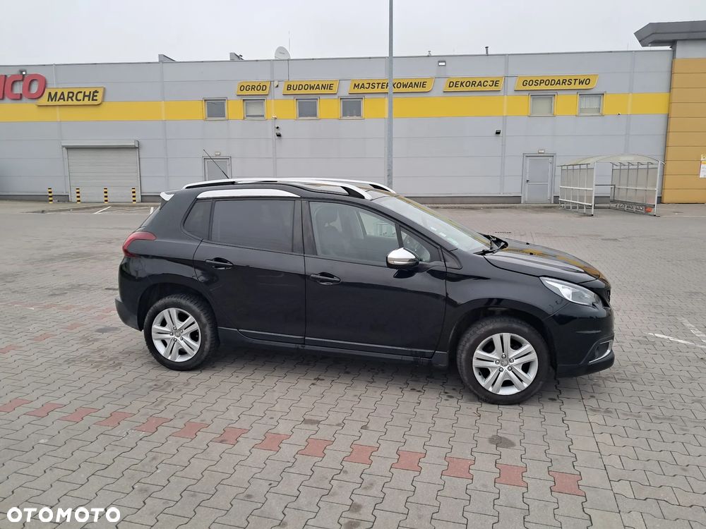 Peugeot 2008 1.2 Pure Tech Style - 2