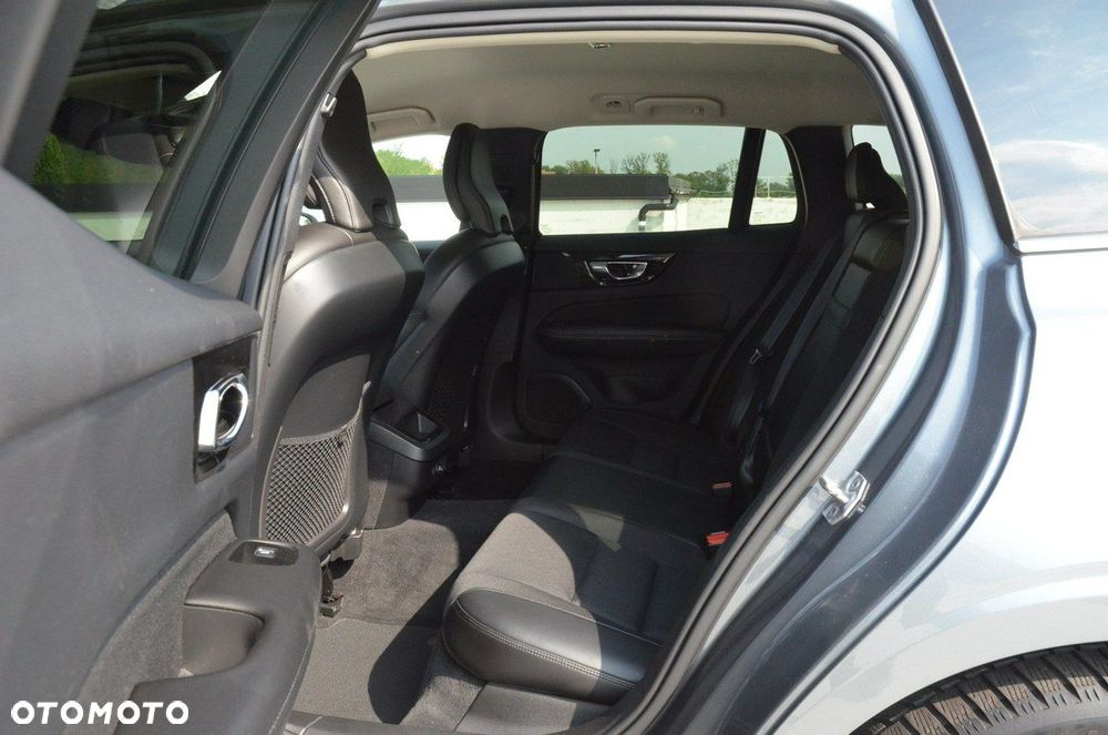 Volvo V60 - 35