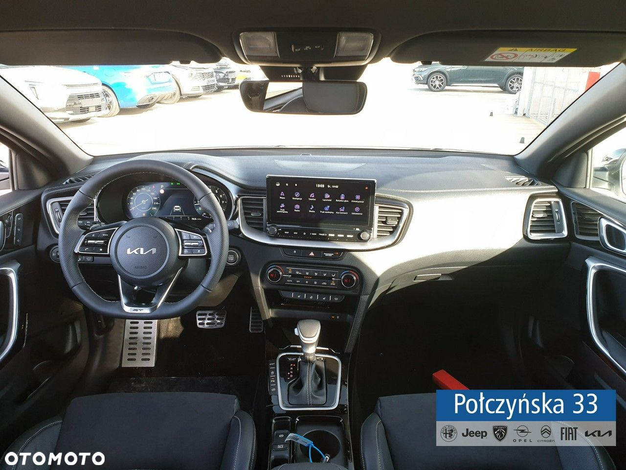 Kia XCeed - 12