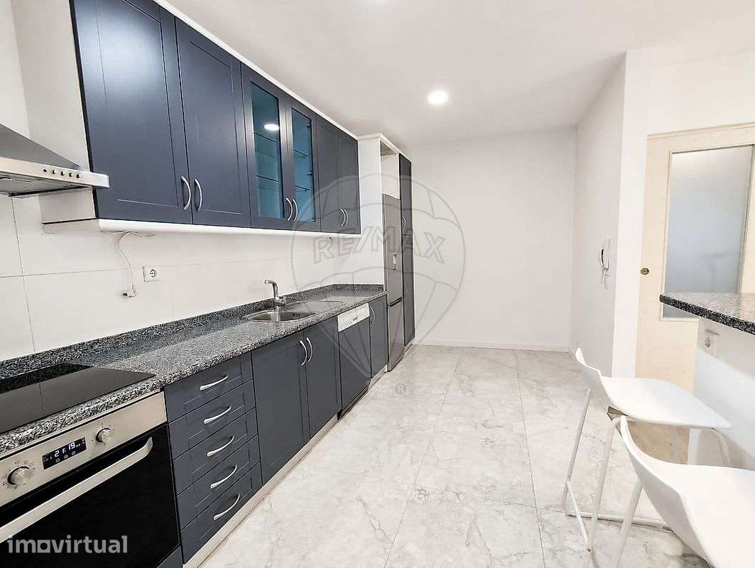 Apartamento T2 para arrendamento - Grande imagem: 4/12