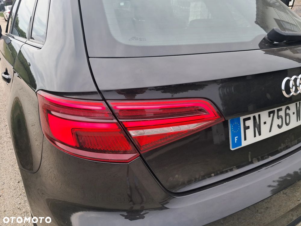 Audi A3 Sportback 2.0 TDI S line Sportpaket - 10