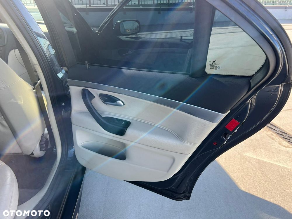 Saab 9-3 2.0T Aero - 19