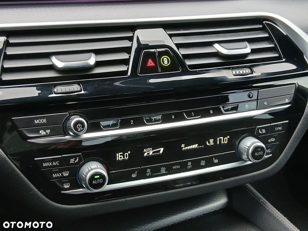 BMW Seria 5 518d mHEV Luxury Line - 25