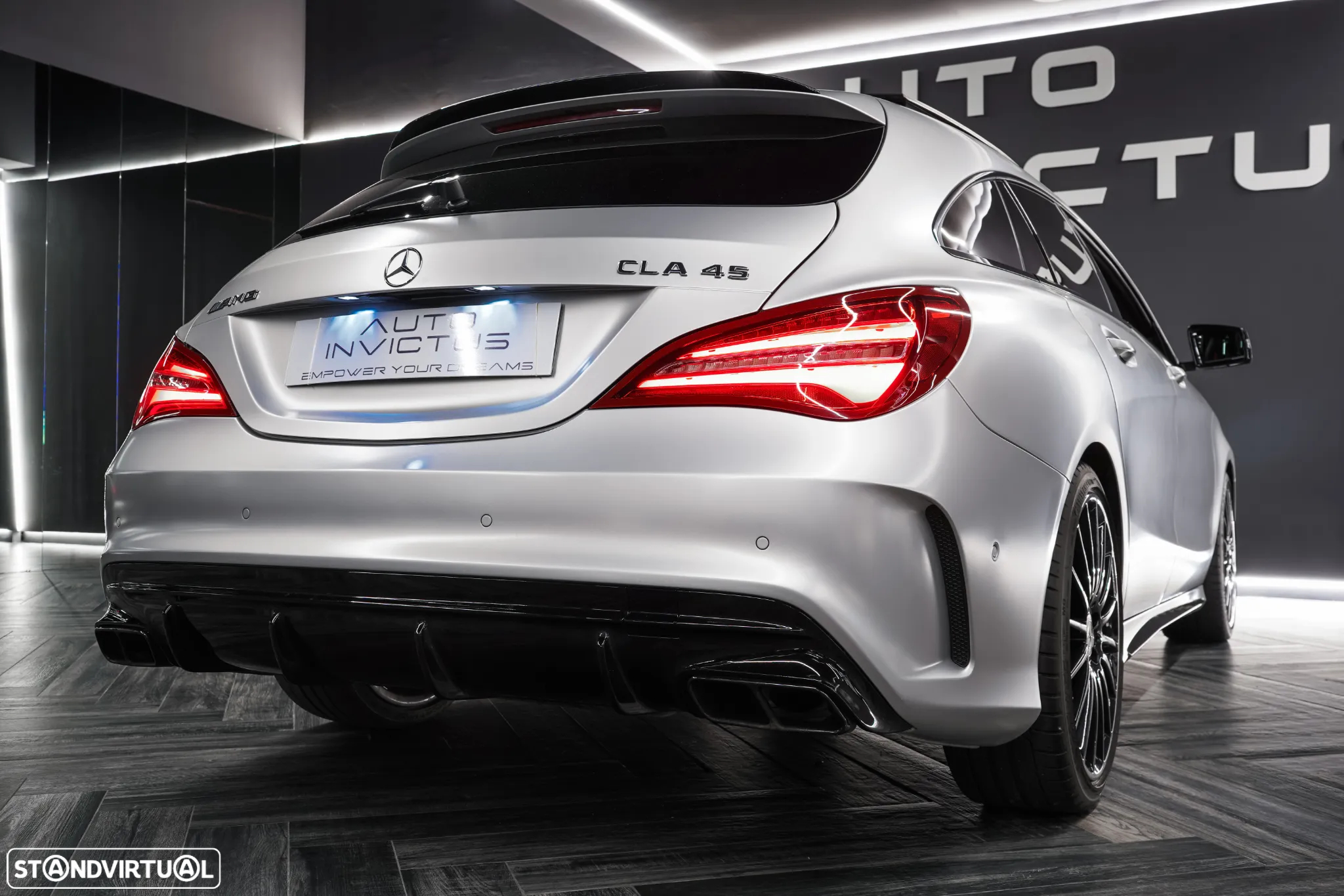 Mercedes-Benz CLA 45 AMG Shooting Brake 4-Matic - 11
