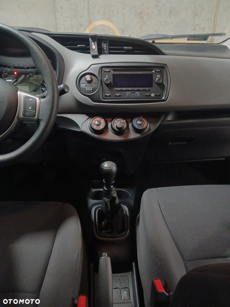 Toyota Yaris 1.5 Active - 4