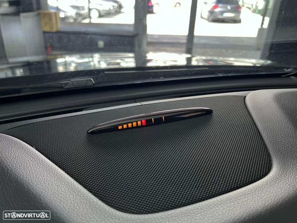 Mercedes-Benz CLA 180 d Shooting Brake Urban - 14