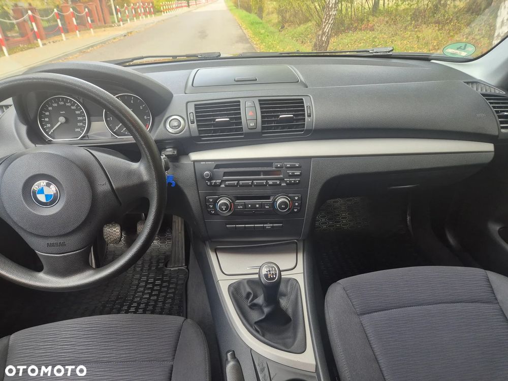BMW Seria 1 116i - 18