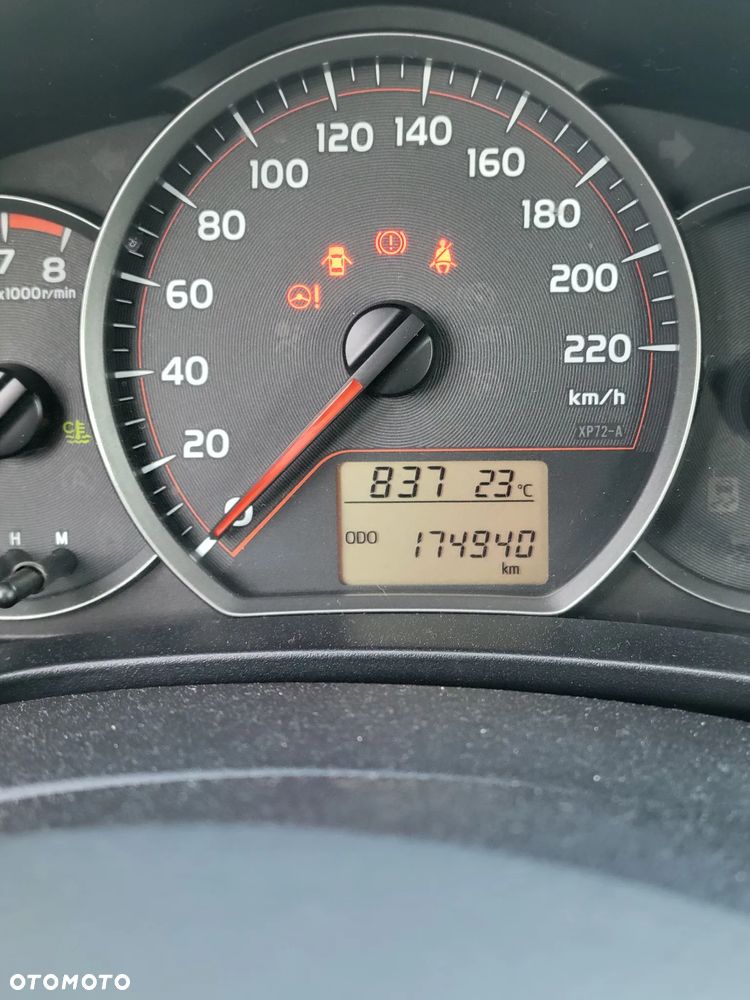 Toyota Yaris - 16