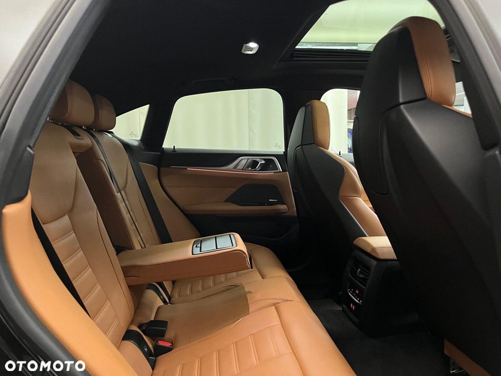 BMW Seria 4 M440i xDrive mHEV sport - 35
