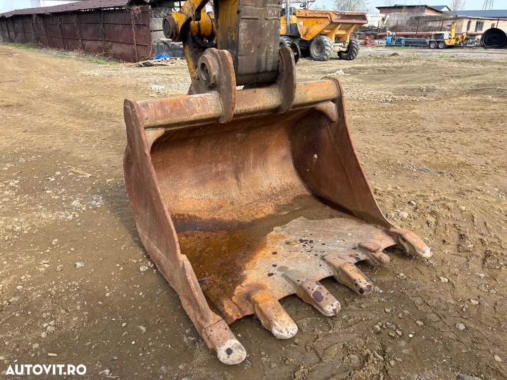 Caterpillar 318C - 10