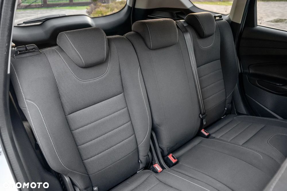 Ford Kuga 2.0 TDCi 4x4 Trend - 31
