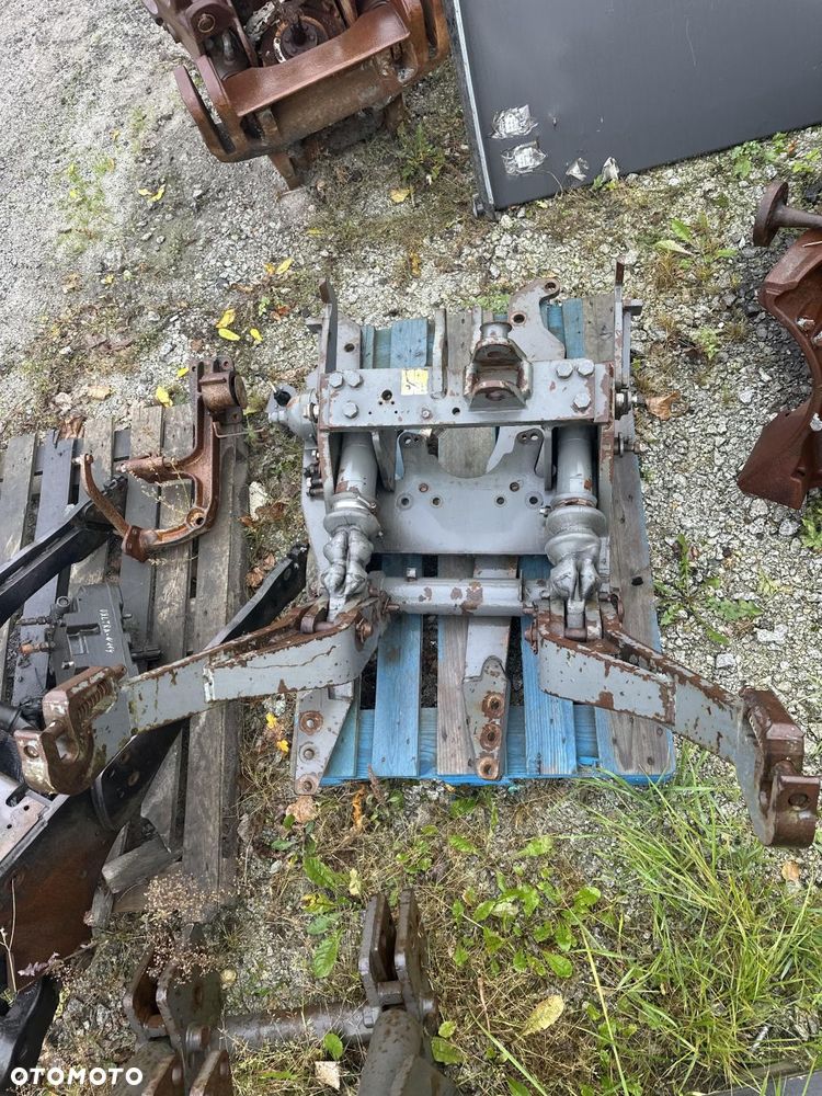 Fendt 309 Lsa Tuz podnośnik tylny wieszaki belki polowe ramiona - 4