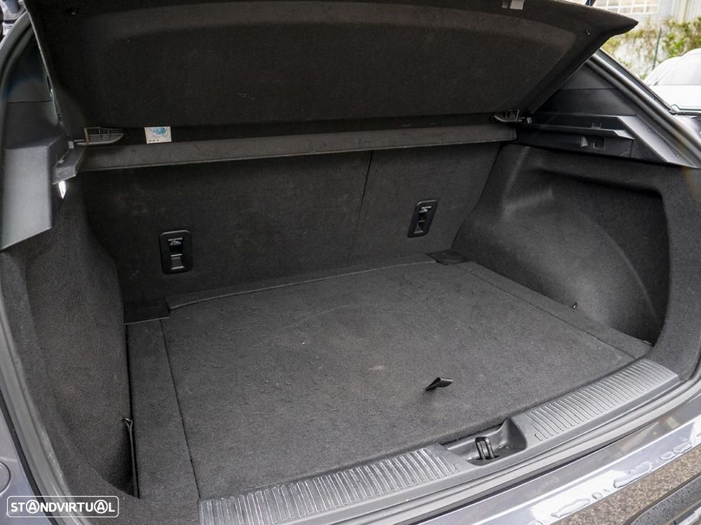 MG MG4 77 kWh Extended Range Luxury - 15