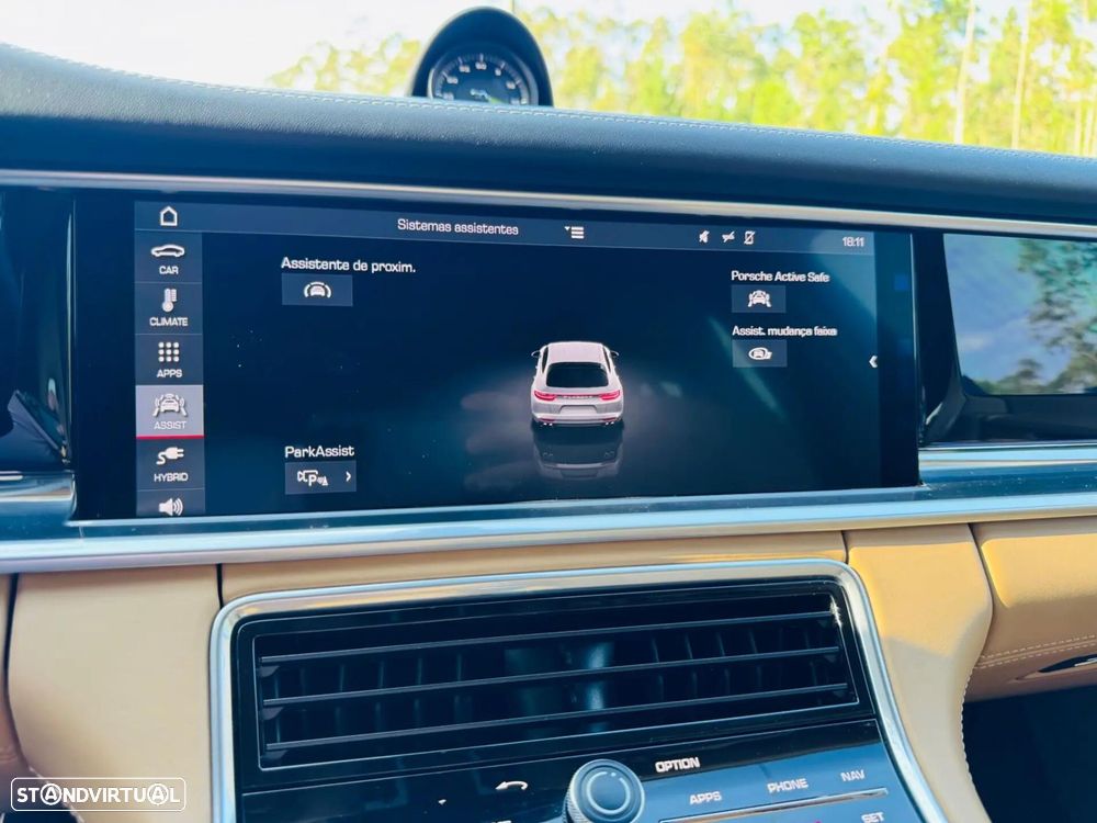 Porsche Panamera Sport Turismo 4 E-Hybrid - 42