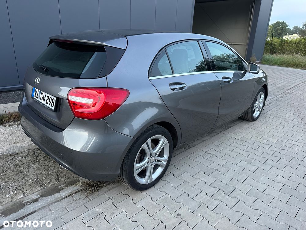 Mercedes-Benz Klasa A 180 (BlueEFFICIENCY) - 2