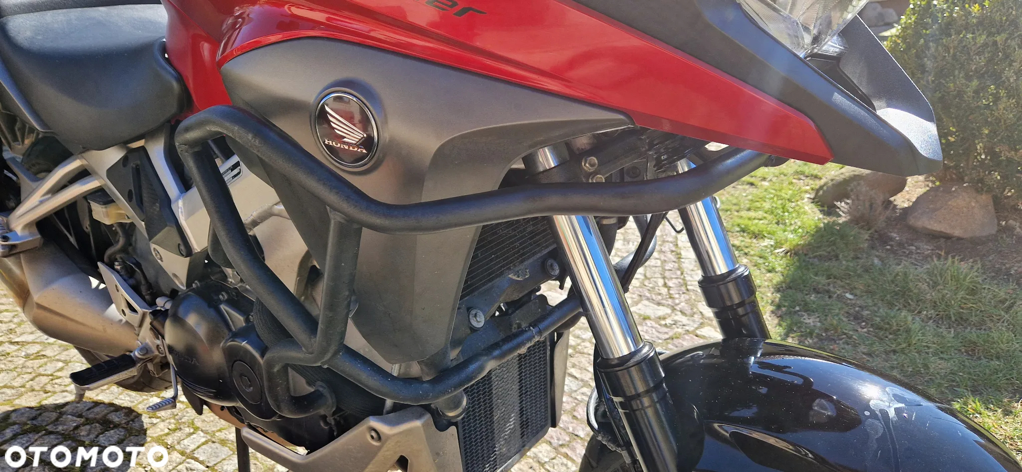 Honda VFR - 12