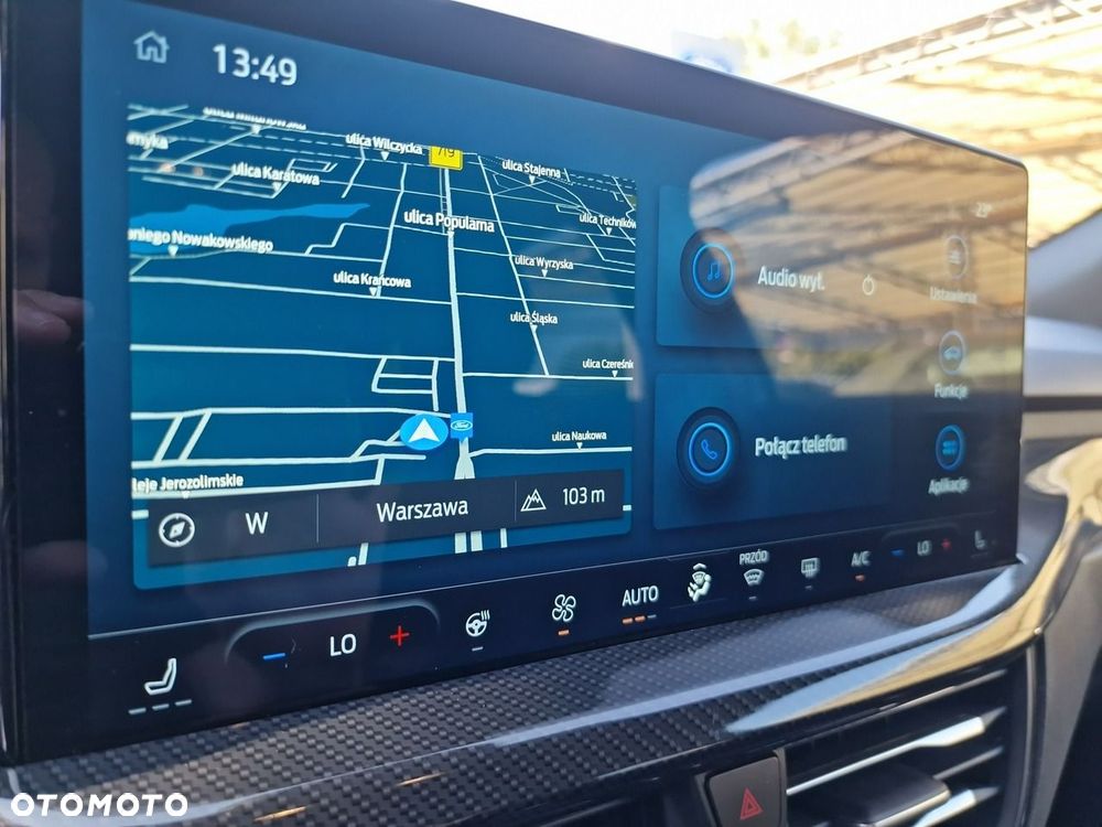 Ford Focus 1.0 EcoBoost Hybrid ST-LINE X - 26