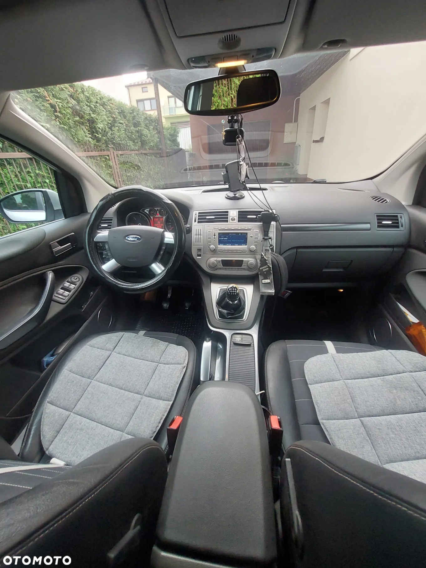 Ford Kuga 2.0 TDCi 4x4 Titanium - 12