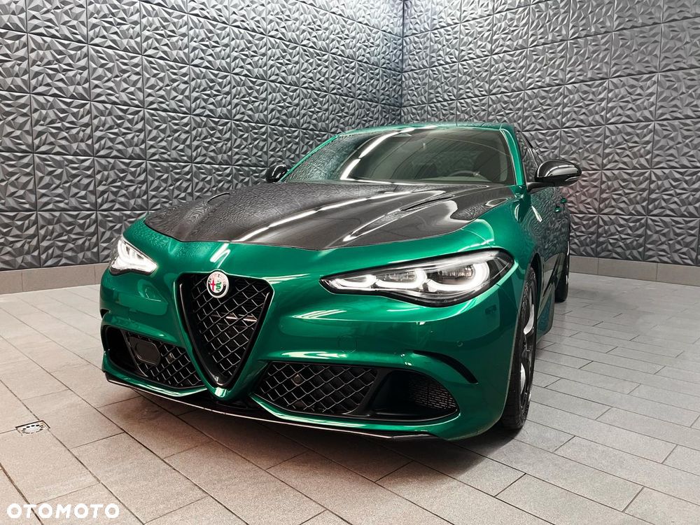 Alfa Romeo Giulia - 1