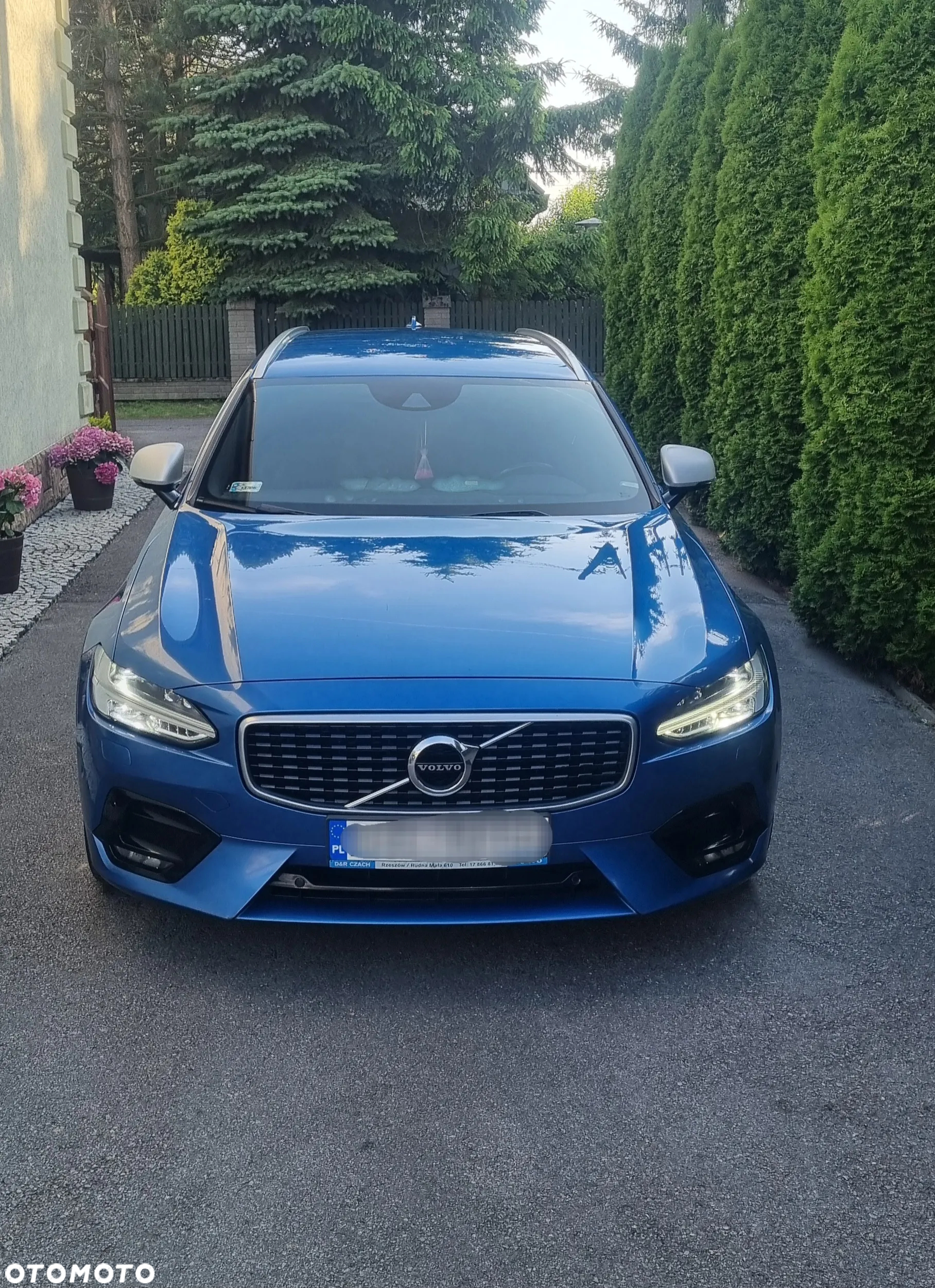 Volvo V90 D4 AWD R-Design - 3
